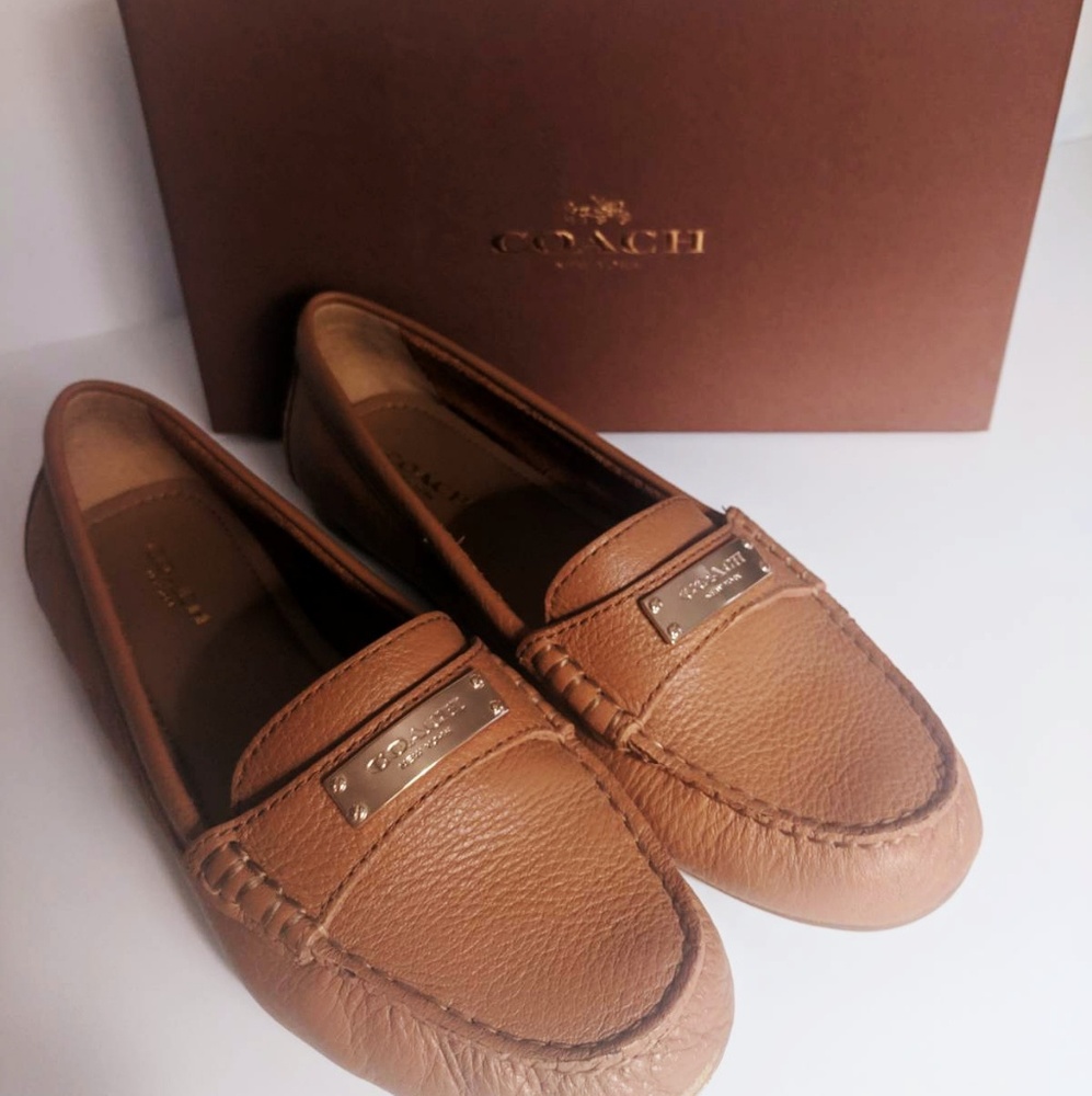 SALE - COACH Loafer Flats, size 6.5, brown